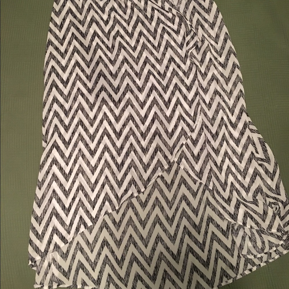 Gently worn, high low skirt