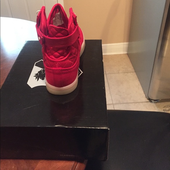 Shoes - Picture 3 of 3