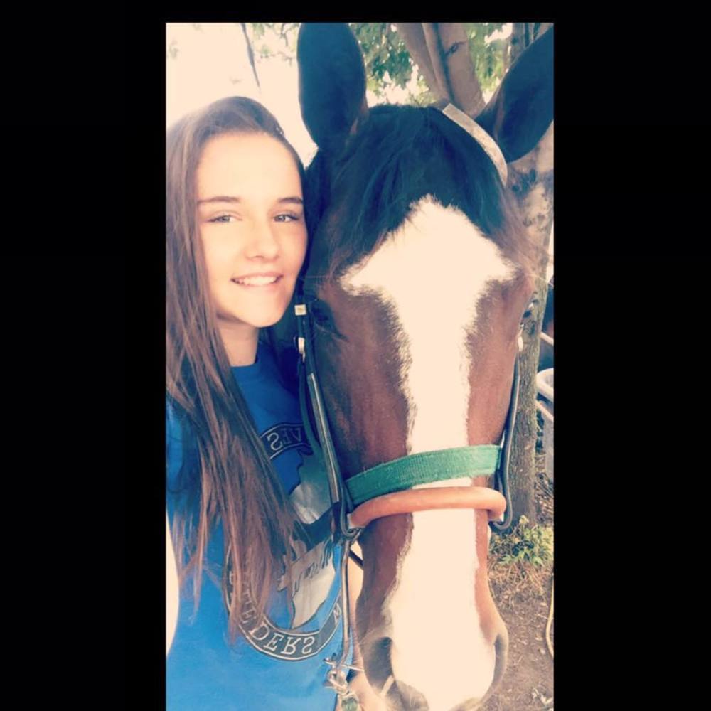 Meet your Posher, Hannah