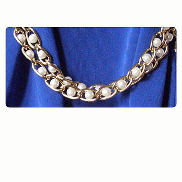 PLUS SIZE BLUE OFF SHOULDER W/ CHAIN BELT💙 - Picture 5 of 6