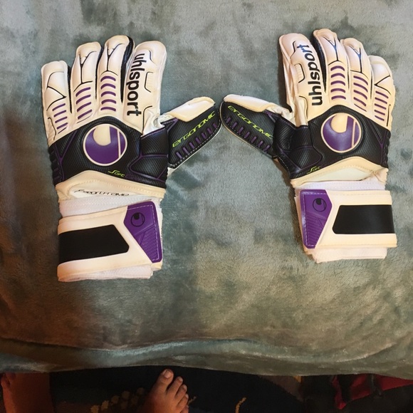 Soccer goalie gloves - Picture 4 of 7