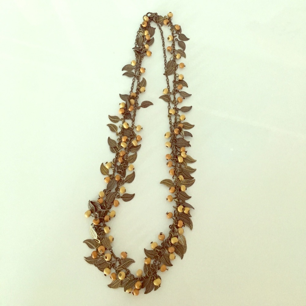 Leak necklace/ bracelet!!