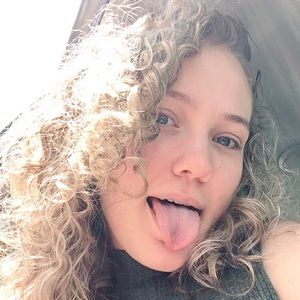 Meet your Posher, Kaylee