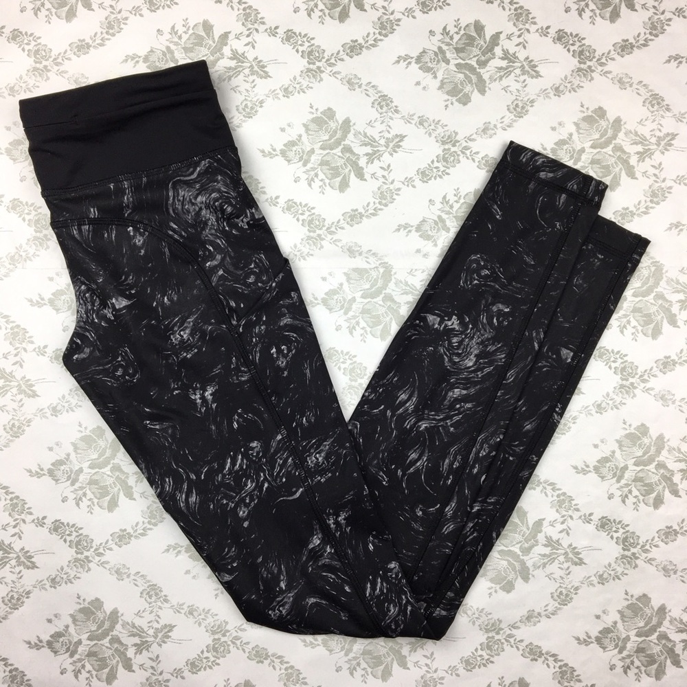 NWNT Lululemon speed tight II Full on Luxtreme sz4 - Picture 3 of 6