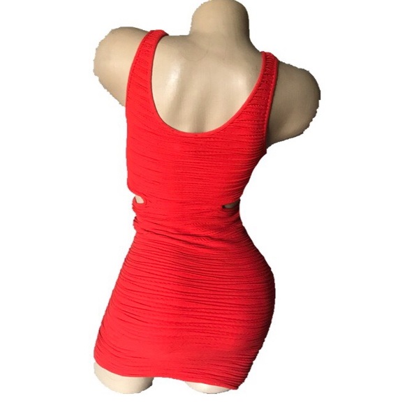 Bebe red body con cut out textured dress p/s small - Picture 2 of 2