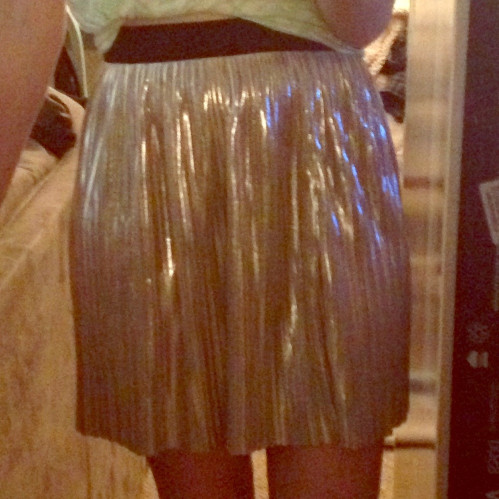 Gold pleated skirt