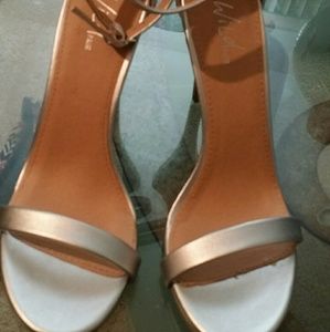 Silver strappy stilleto