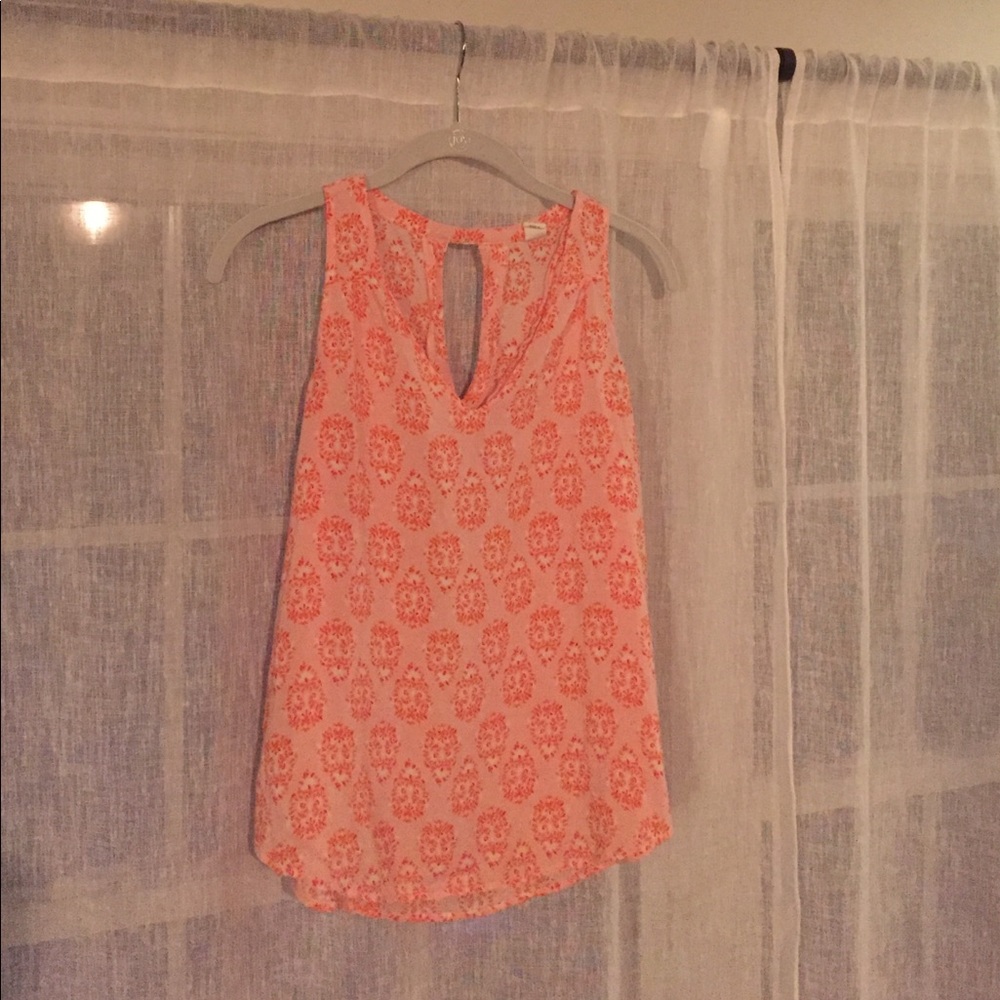 Adorable summer top