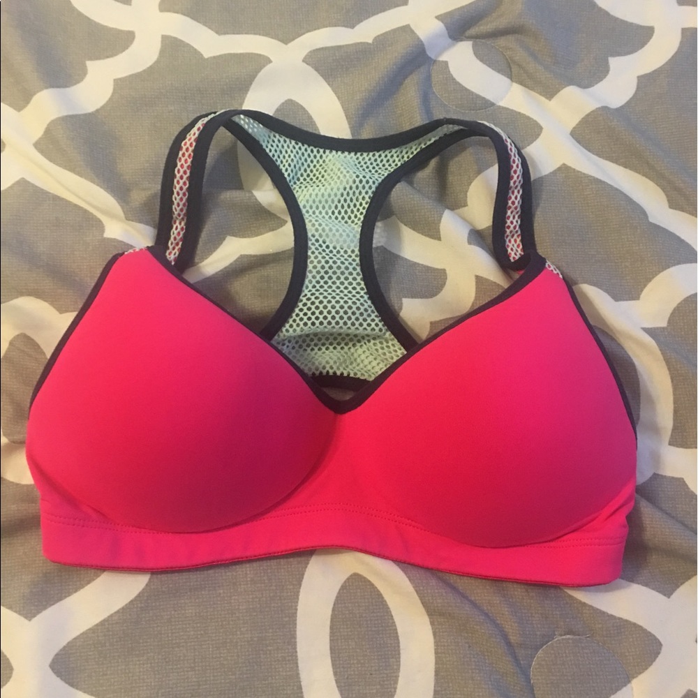 Pink yoga sports bra