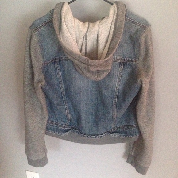 American Eagle denim jacket - Picture 2 of 2