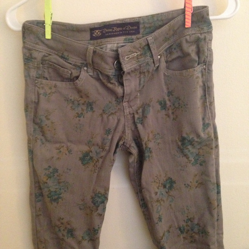Floral printed jeans. Zip up ankles. Donating soon