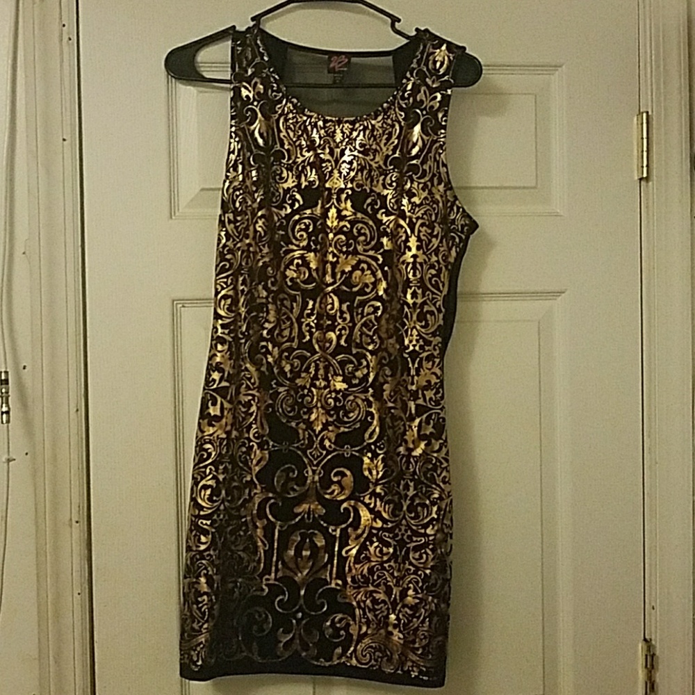 Gorgeous 2B Babe black and gold dress