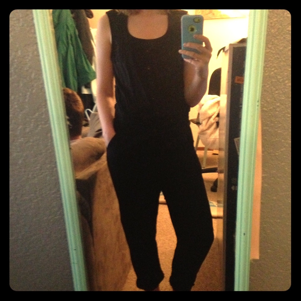 Black chic jumpsuit cotton button up