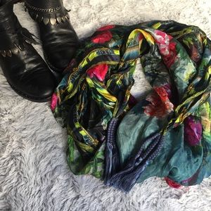 Johnny Was Scarf 100% silk