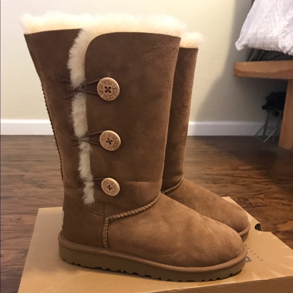 NEW UGG BOOTS!