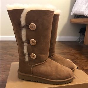 NEW UGG BOOTS!