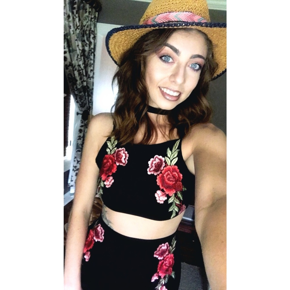 Meet your Posher, Ashley