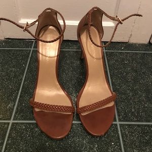Almost new Stuart Weitzman heels!
