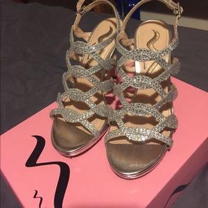 Nina silver heels