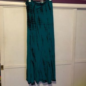 Black and blue maxi skirt