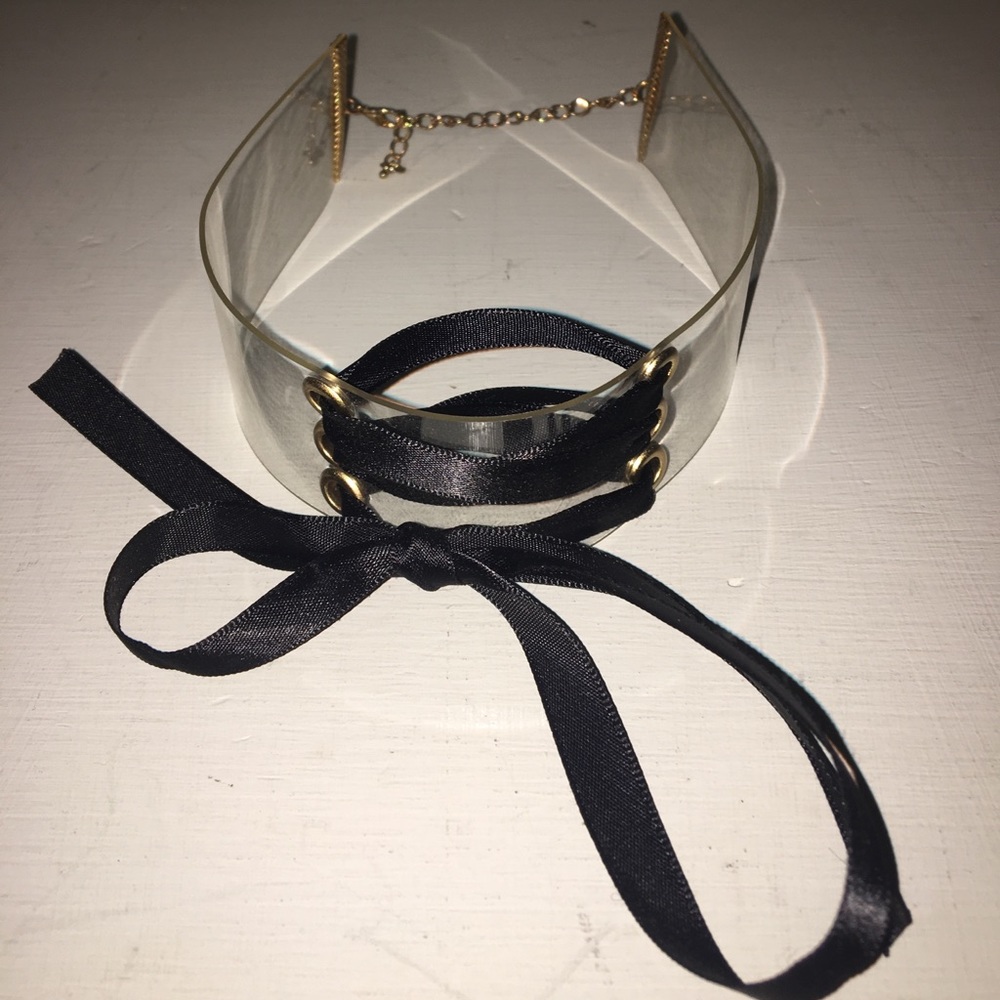 Clear choker