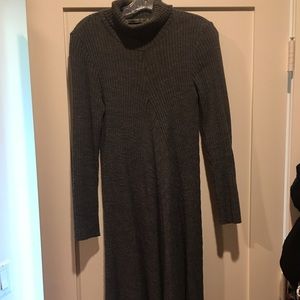 Amanda Charles grey turtle neck sweater dress M/L