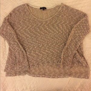 S lightweight beachy sweater