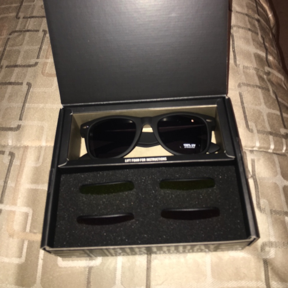 Polarized sunglasses NEW!