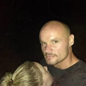 Meet your Posher, Ernest