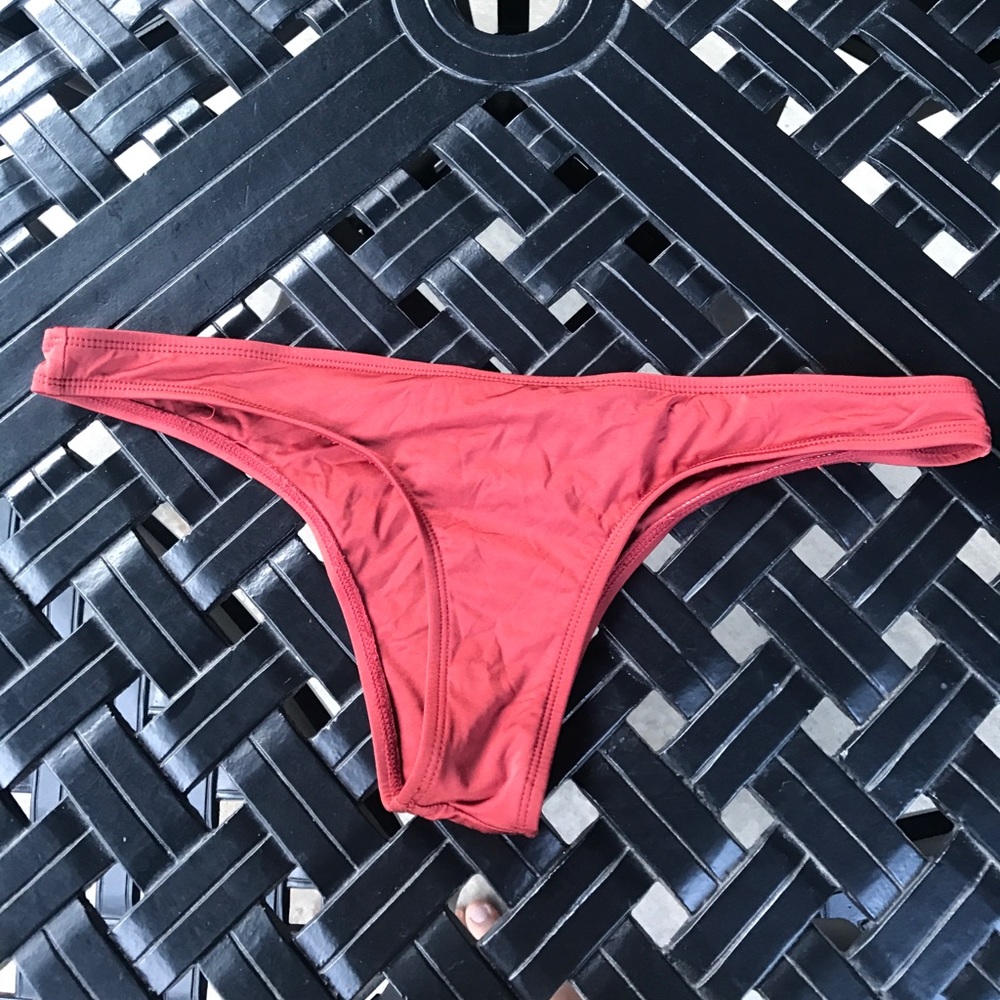 Volcom Itsy Bits Bikini Bottom M - image 3