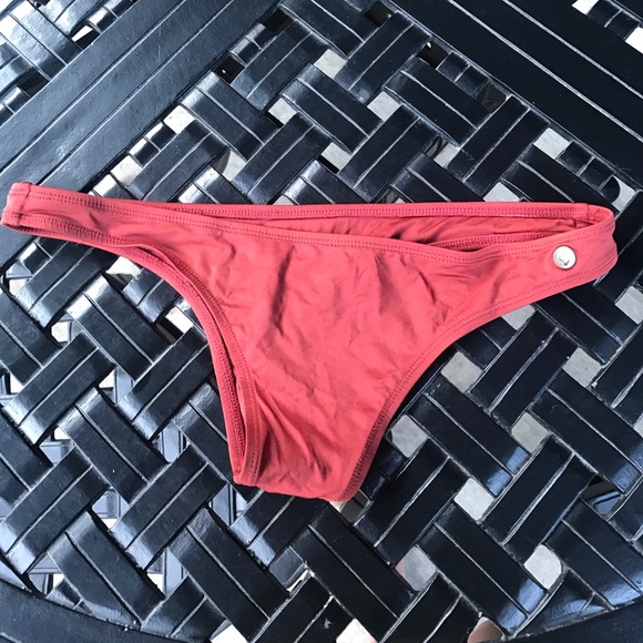 Volcom itsy bits bikini bottom S - Picture 2 of 7