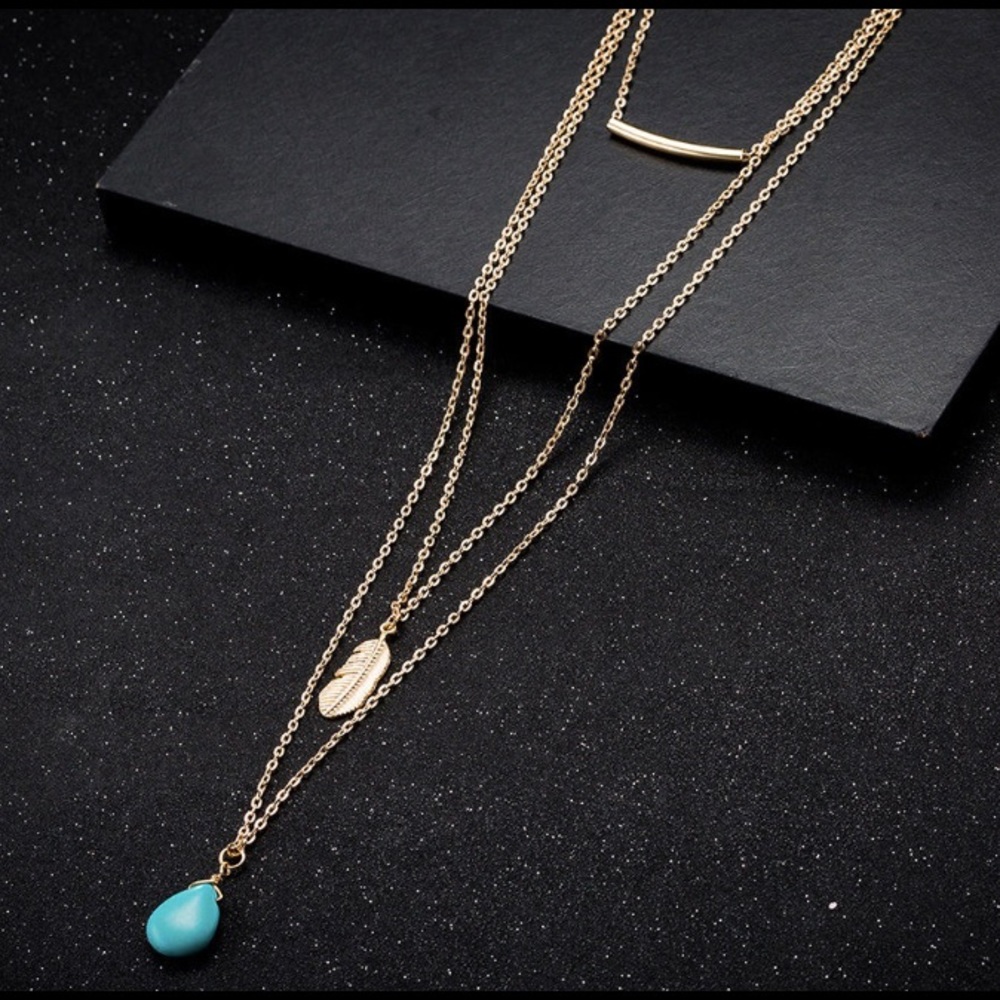 ‼️DEAL INSIDE‼️ Gold Layered Necklace