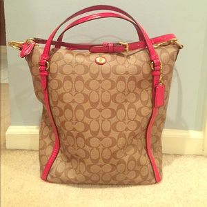 COACH Red/Brown Bucket Tote