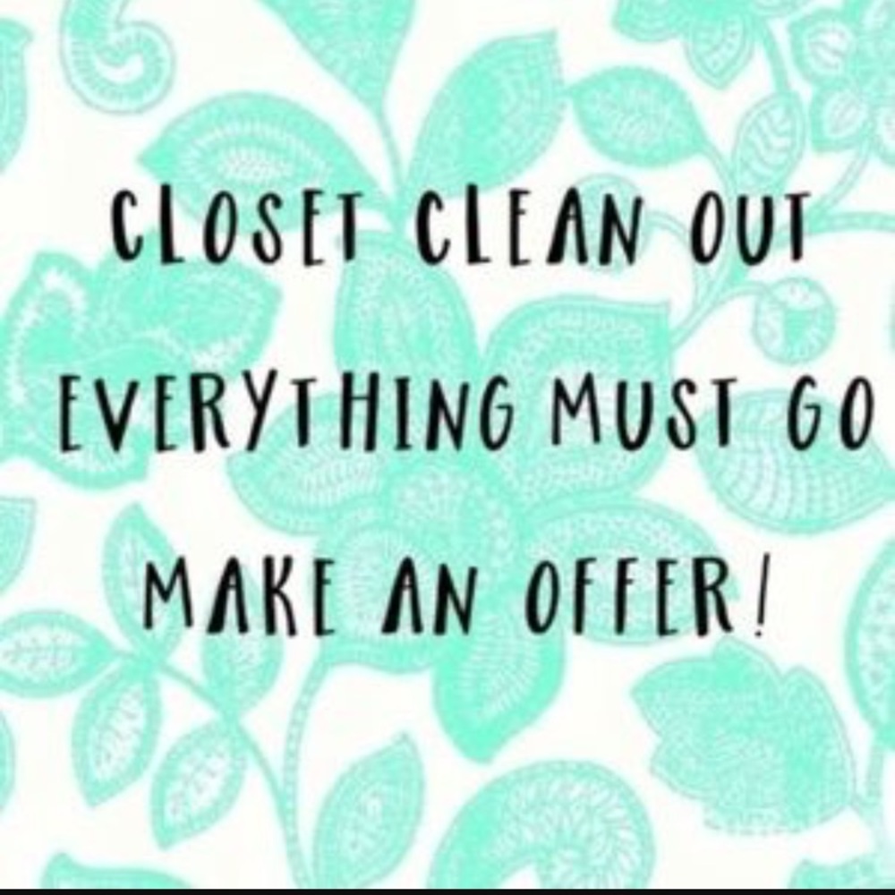 Make offers! Bundle! Shop! 👚👖👟
