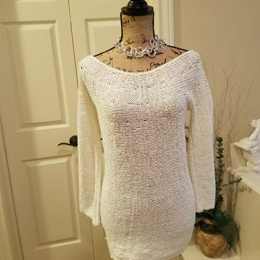 Ann Taylor Medium pullover knitted top mid sleeve
