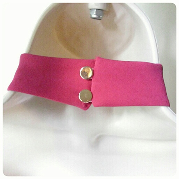 MAGENTA LACE UP TOP! - Picture 6 of 8