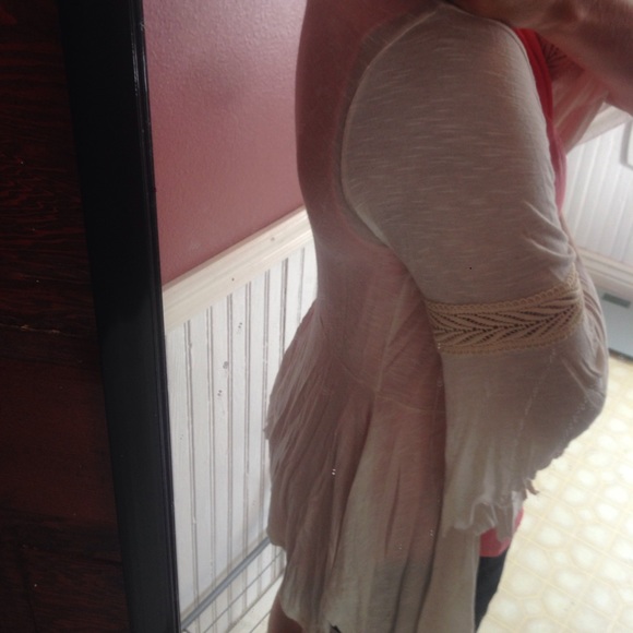 Light Cardigan - Picture 2 of 4