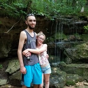 Meet your Posher, Rockee