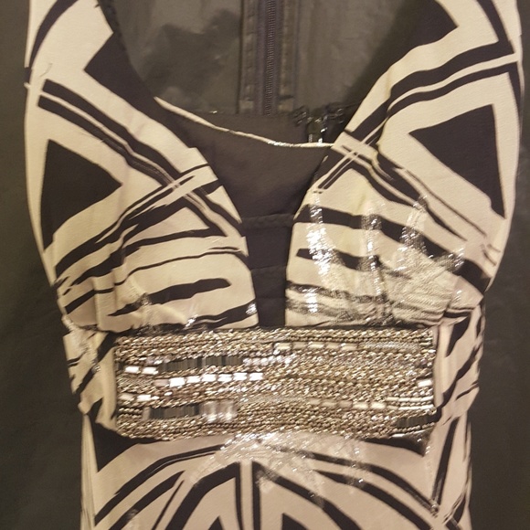 NWOT Nicole Miller 100% Silk Gown/Maxi - Picture 4 of 8