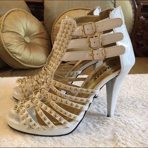 SHOES 🦄🦄🦄🦄🦄🦄