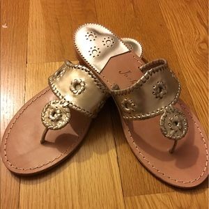 Jack rogers platinum. 10 wide.