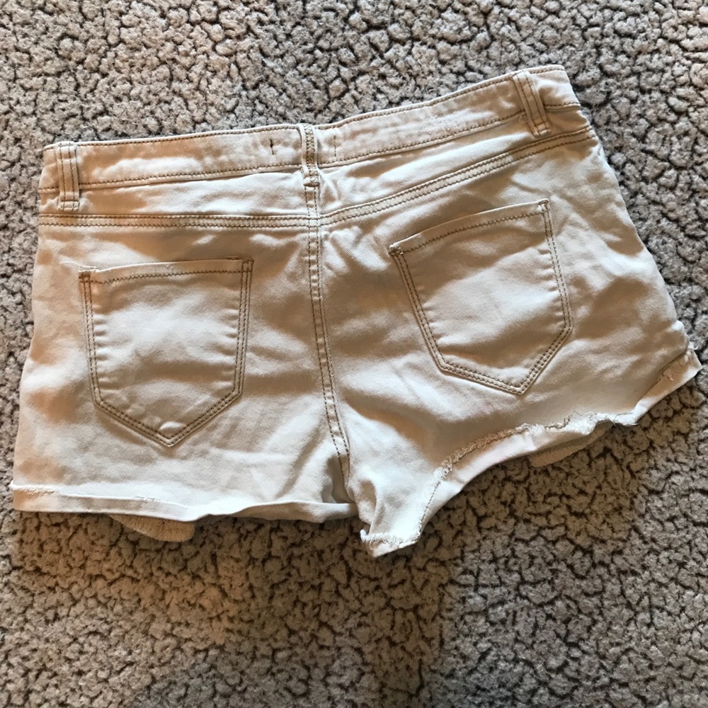 Shorts 🎈 - Picture 3 of 4