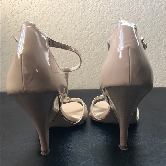 Nicole Miller nude heels - Picture 4 of 8