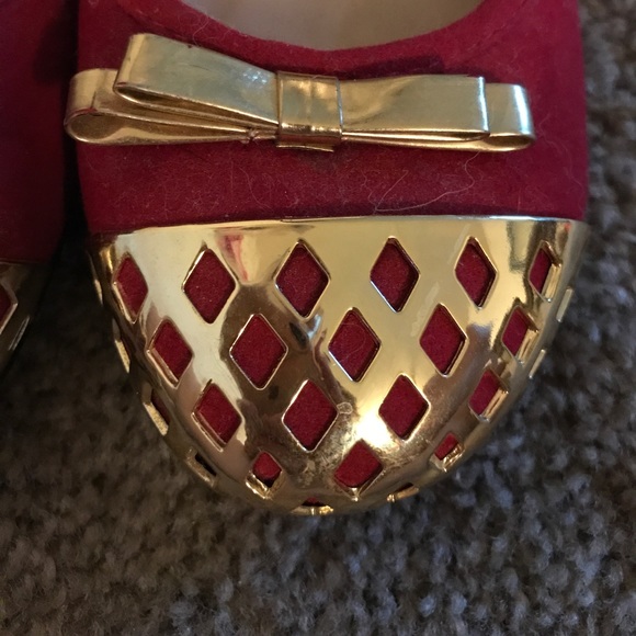 Red and gold ballet flats - Picture 2 of 4