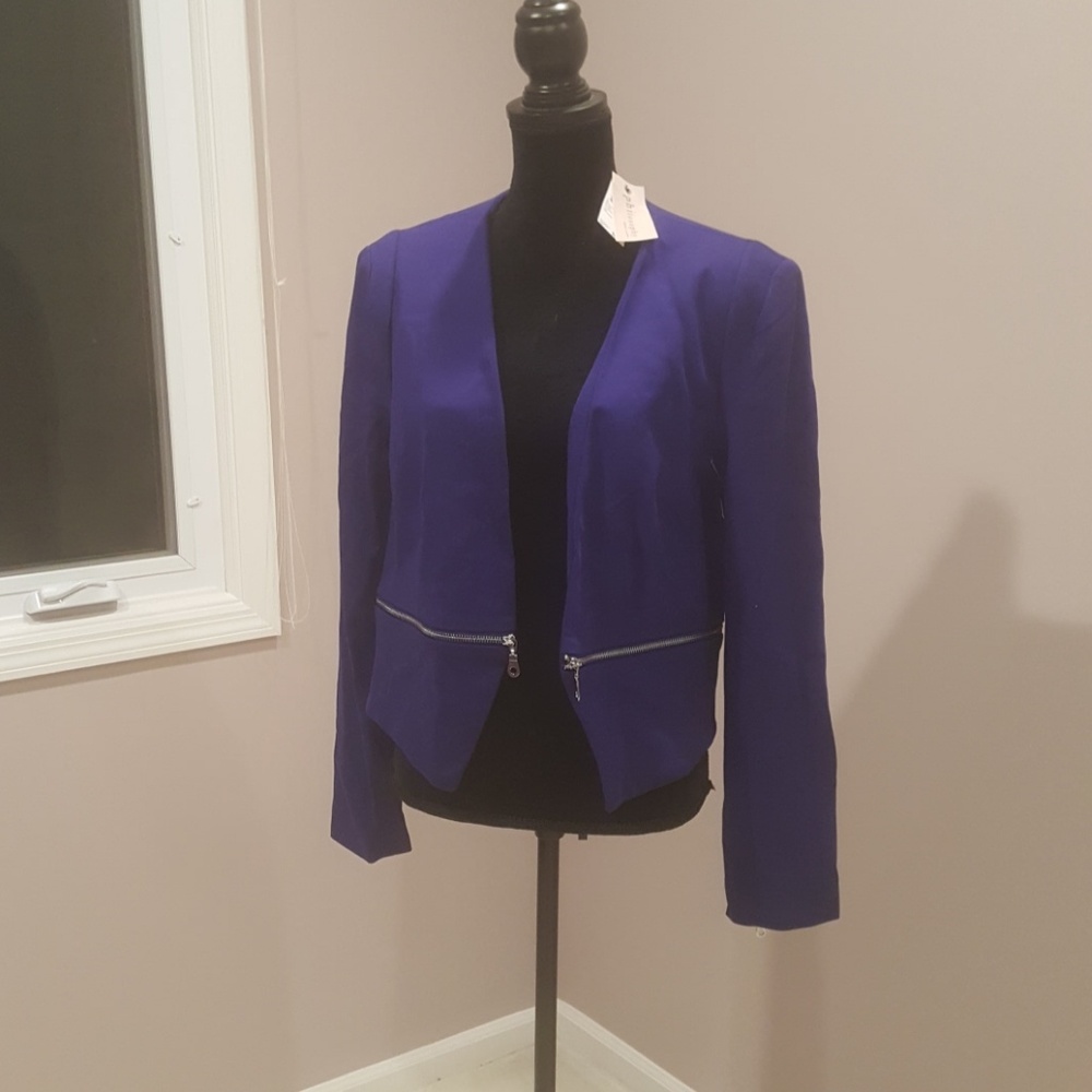 NWT Gorgeous Philosophy blazer!