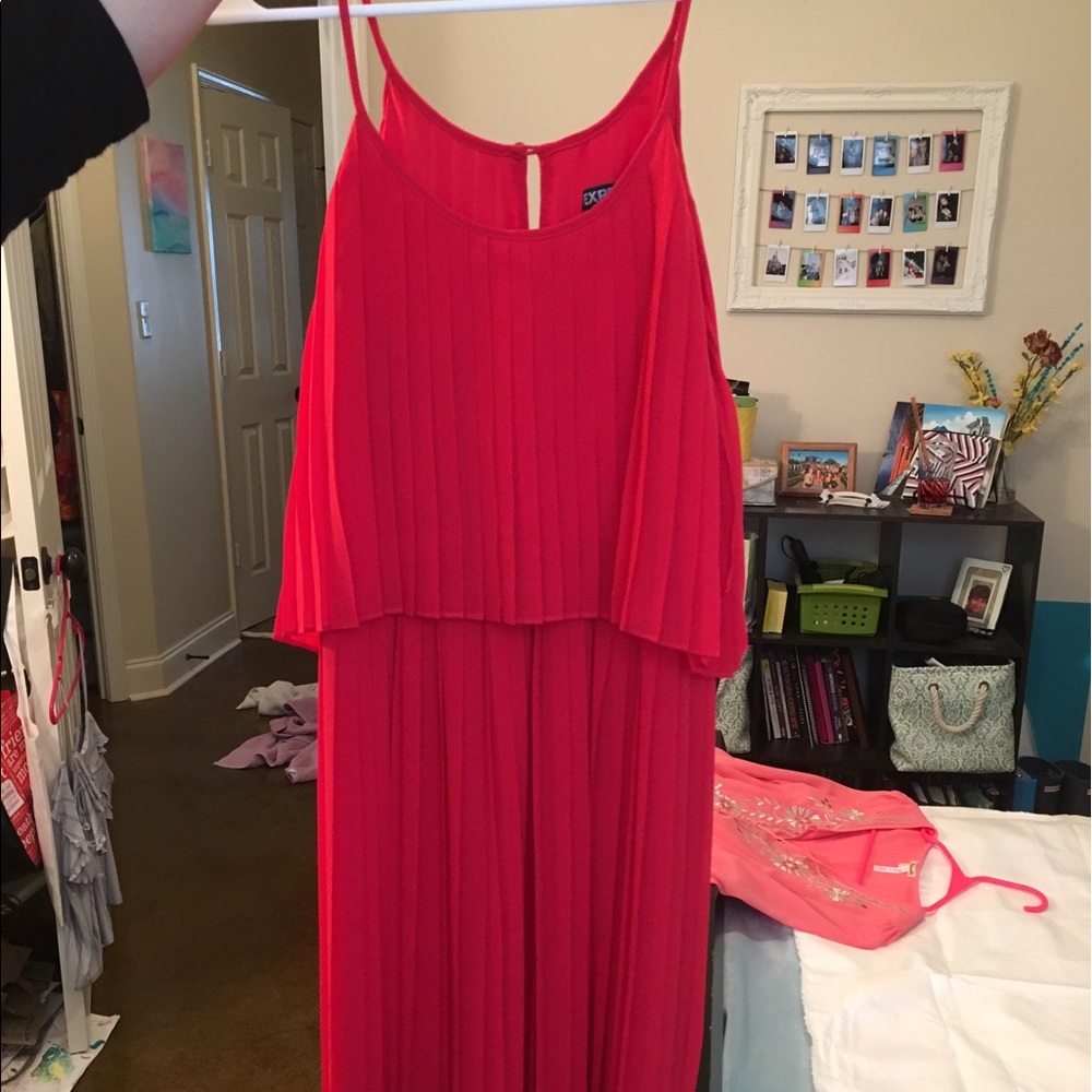 High low pleated dress