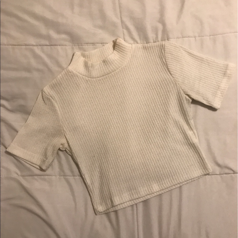 High Neck Ribbed Crop - Picture 3 of 4
