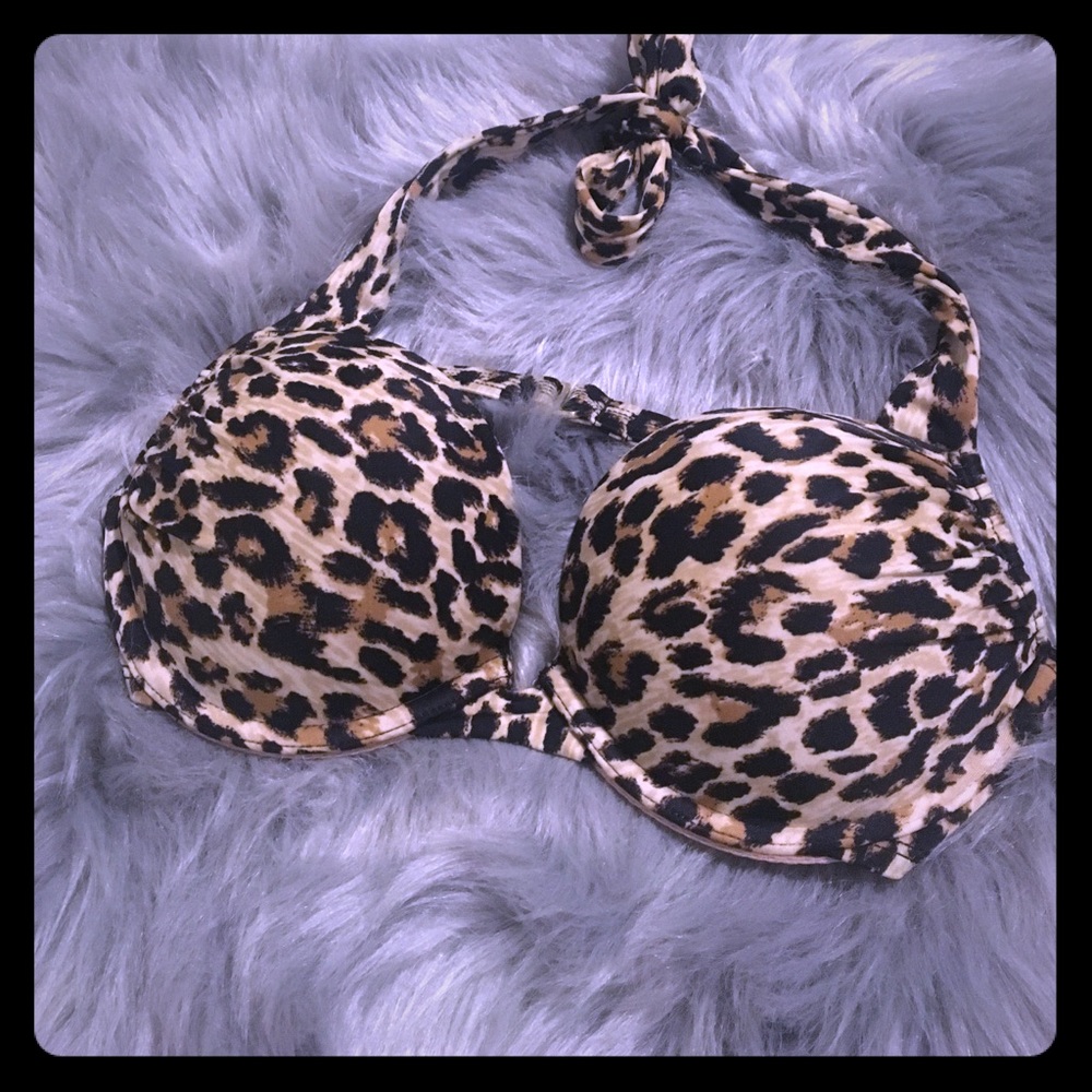 Vs swimsuit top 34b. Bombshell. Adds two cup sizes