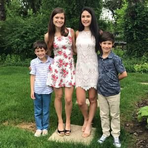 Meet your Posher, Olivia