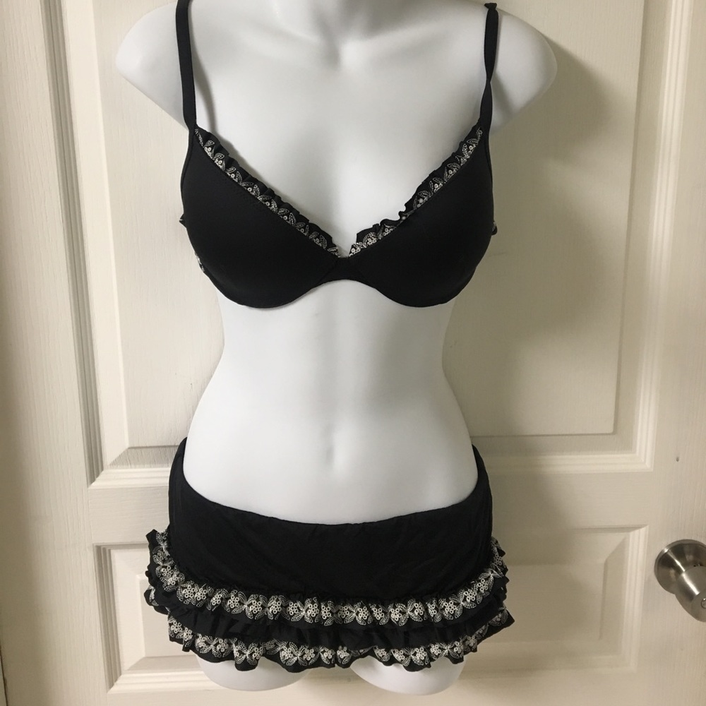 2 piece Swimsuit. Becca size small